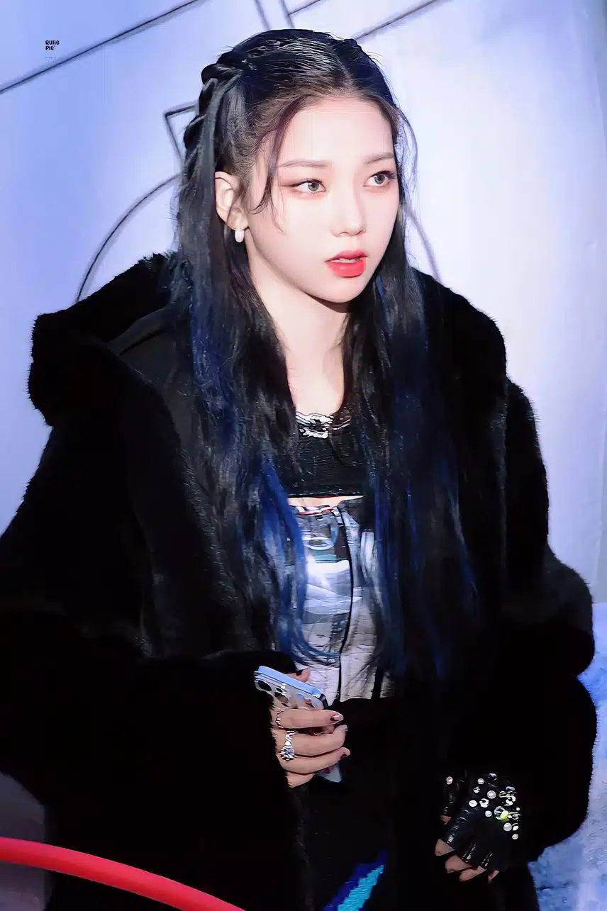 만우절때 기념 타돌 홈마들이 올려준 카리나 직찍jpg
