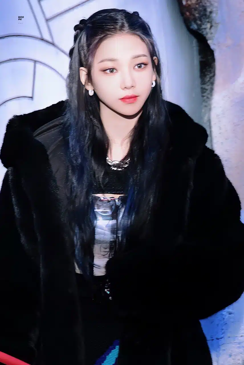 만우절때 기념 타돌 홈마들이 올려준 카리나 직찍jpg