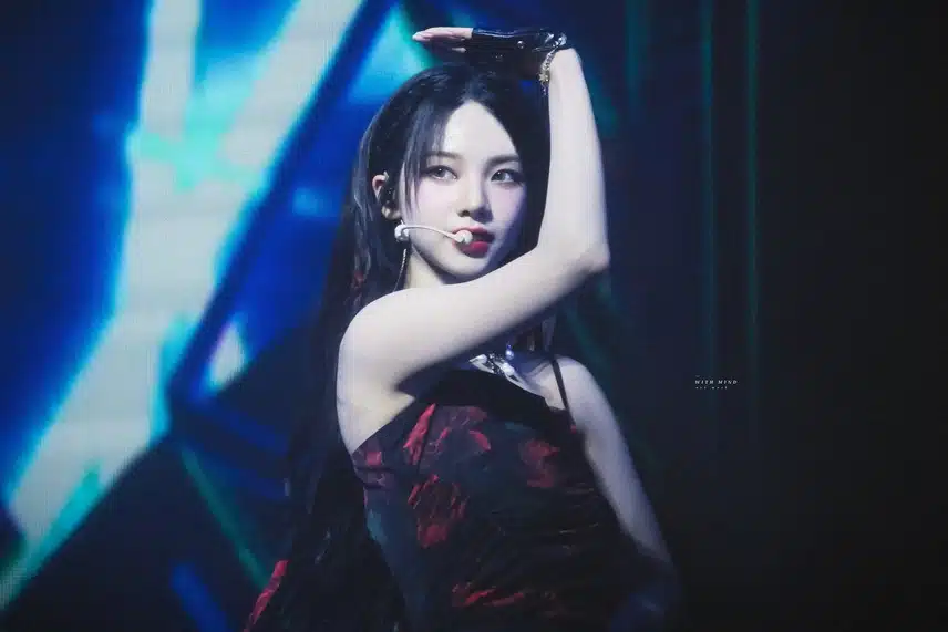 만우절때 기념 타돌 홈마들이 올려준 카리나 직찍jpg