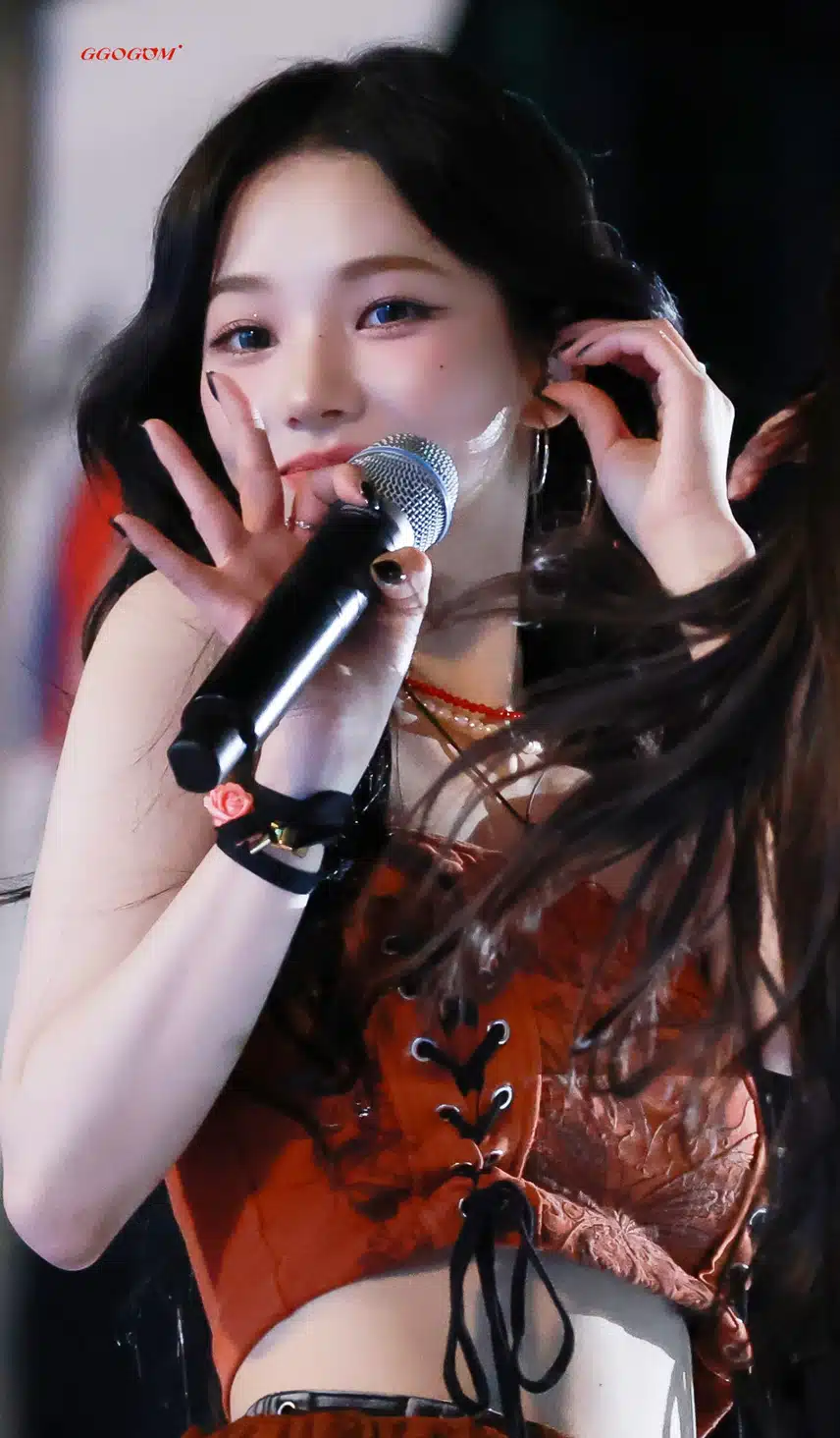 만우절때 기념 타돌 홈마들이 올려준 카리나 직찍jpg