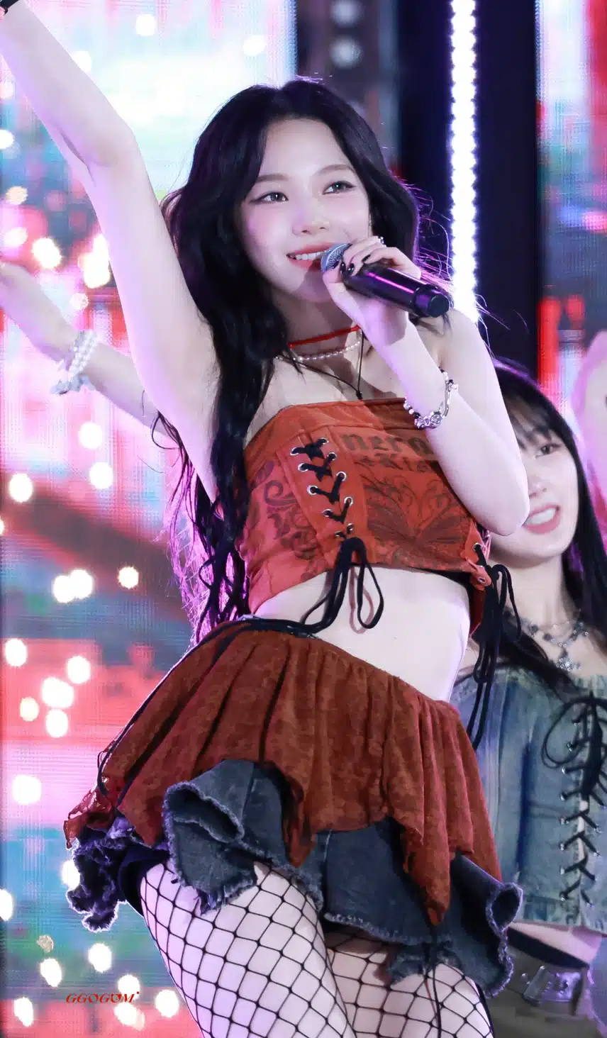 만우절때 기념 타돌 홈마들이 올려준 카리나 직찍jpg