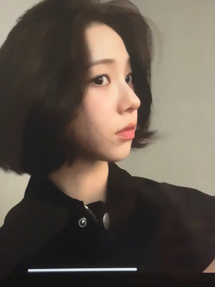 단발 셀카 보내주는 카리나jpg