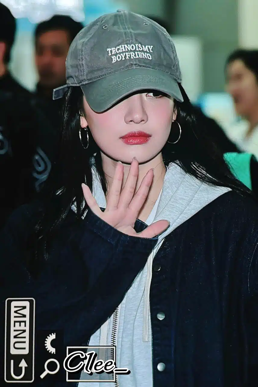 오늘 런던 출국한 에스파 프리뷰jpg