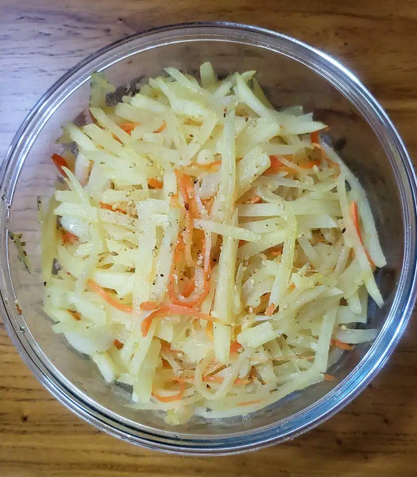 🍱도시락 밑반찬 만들었네요.