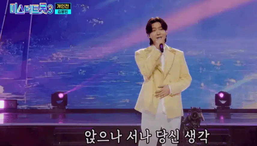 김용빈님 개인전 여유있고 차분하게 무대 잘 만들었습니다. 