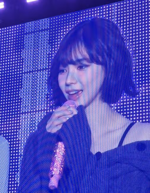 네이버에서 단발 카리나 검색량jpg