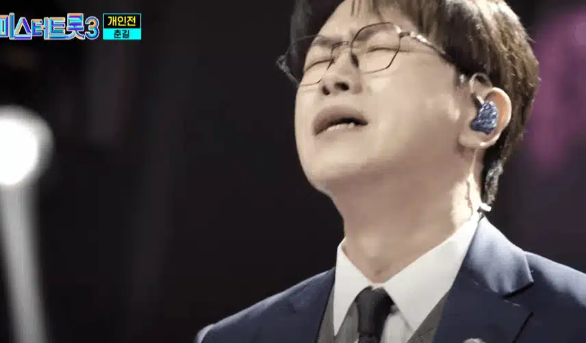 완벽한 무대를 만들어 내는 춘길님 개인전 무대 훌륭했어요. 