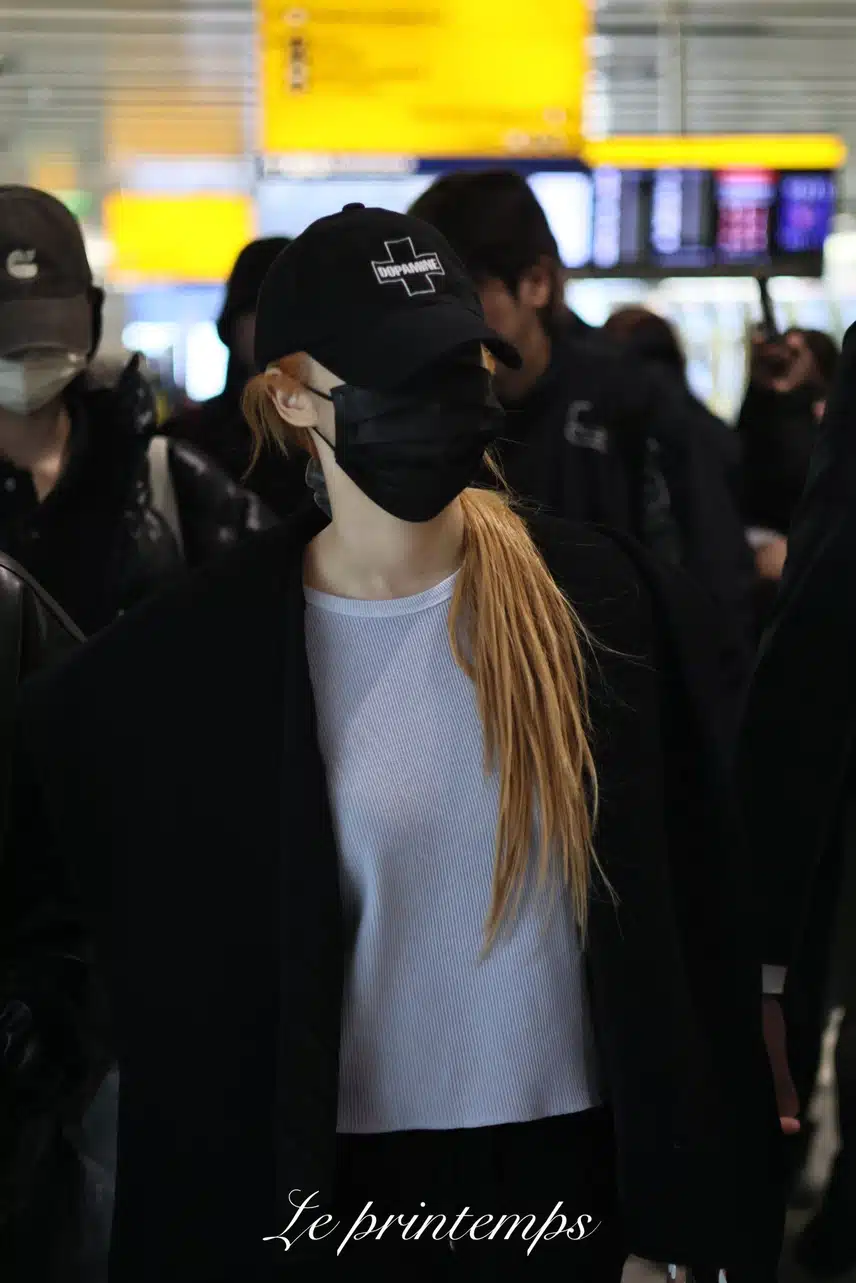 오늘 런던 콘서트 일정 마치고 파리로 떠난 에스파들jpg