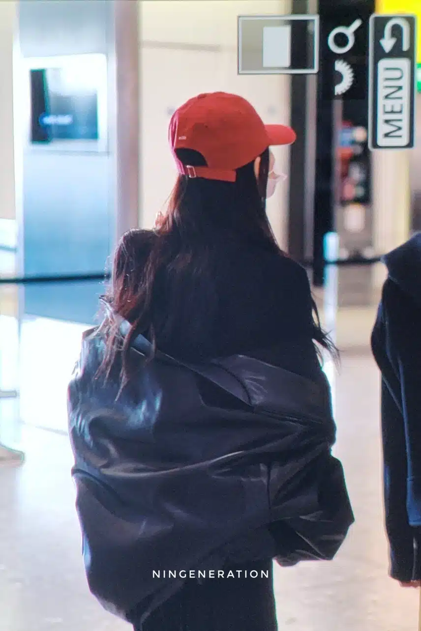 오늘 런던 콘서트 일정 마치고 파리로 떠난 에스파들jpg