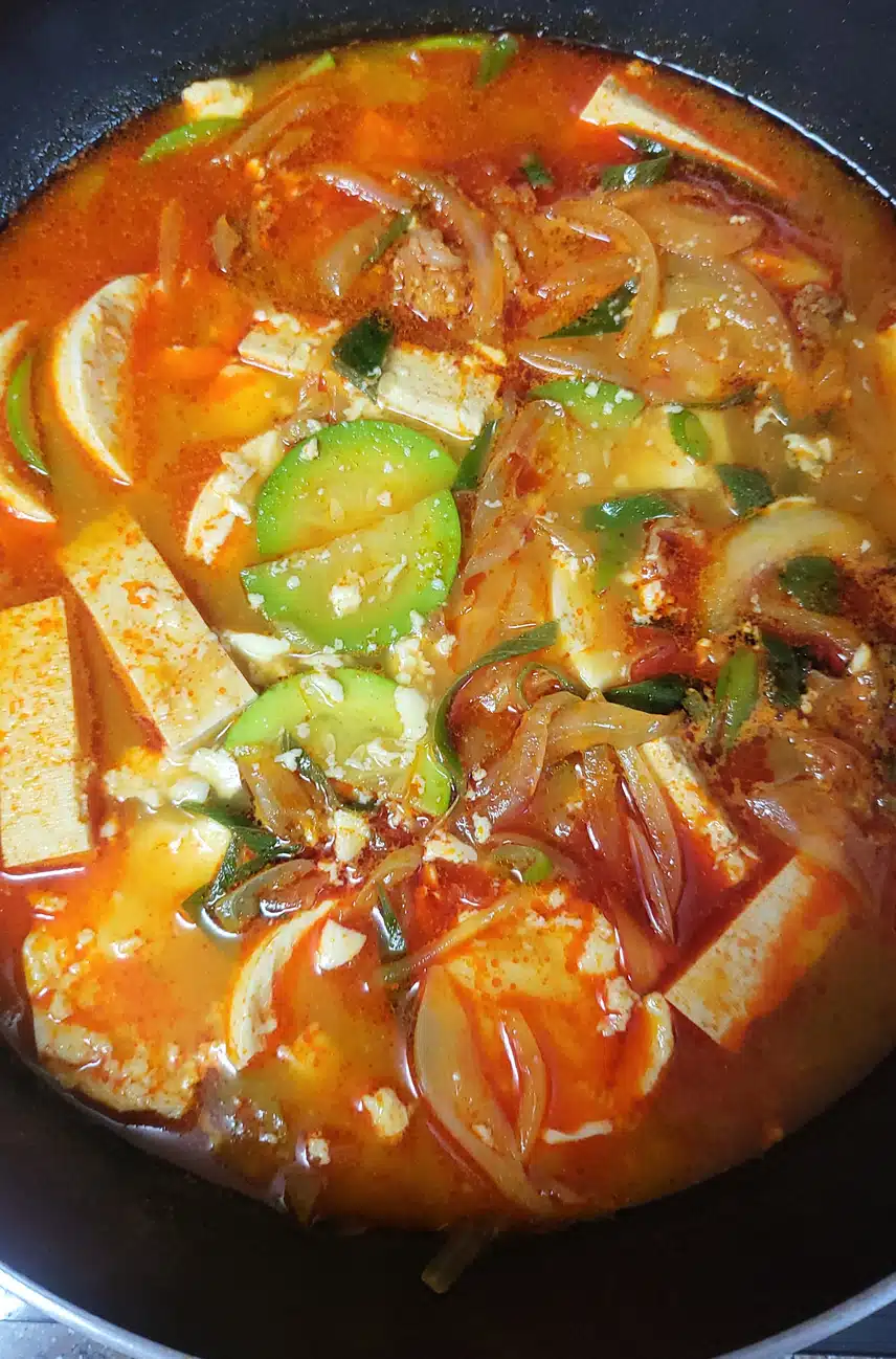 🥘순두부찌개 보글보글 .