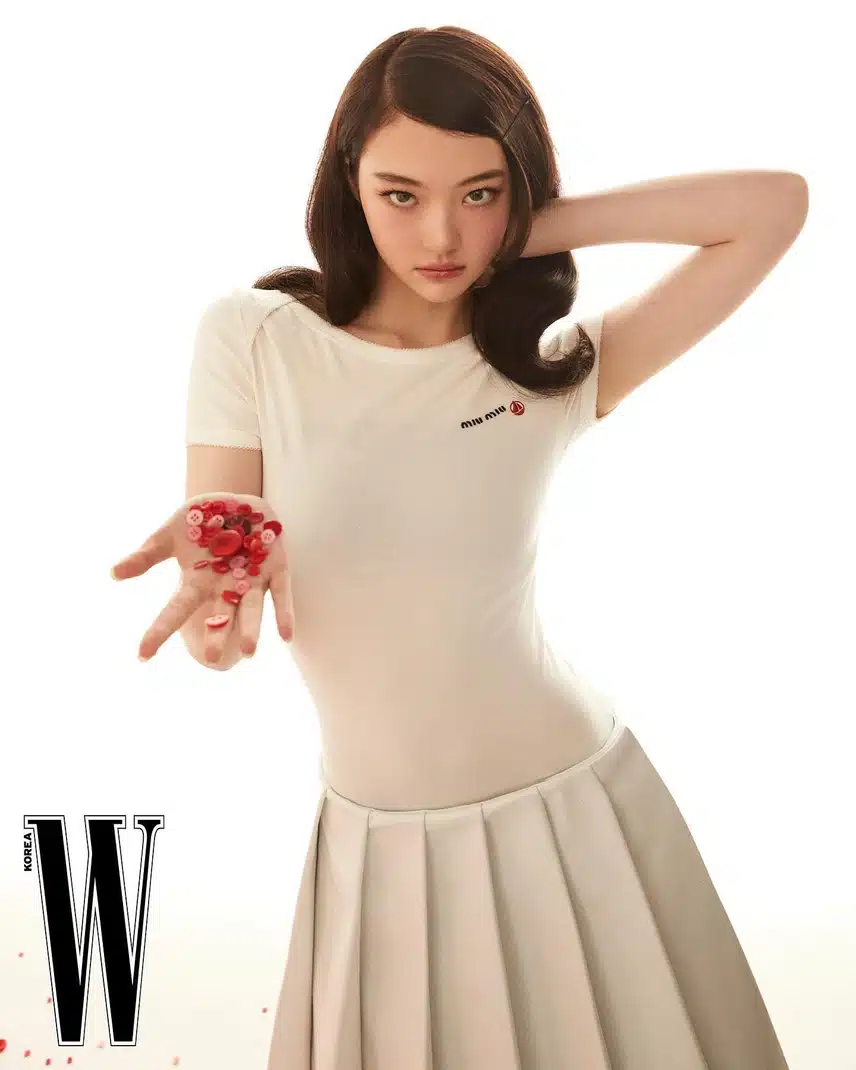Miyayo W Korea April issue pictorial individual cut