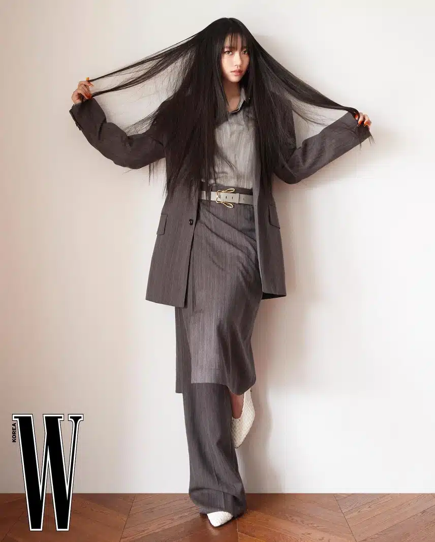 Miyayo W Korea April issue pictorial individual cut