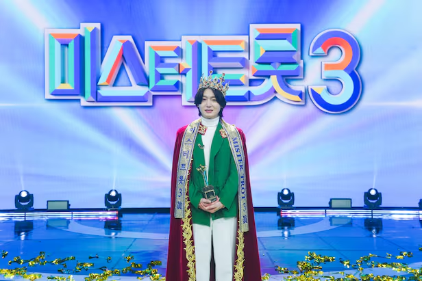22년차 김용빈님 미스터트롯 첫 도전서 대역전극 우승