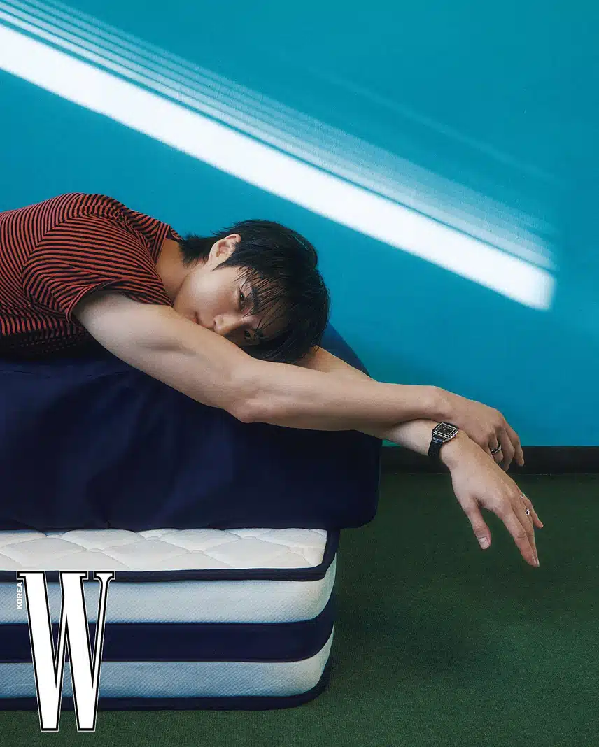 우석님의 치명적인 매력이 담긴 화보네요