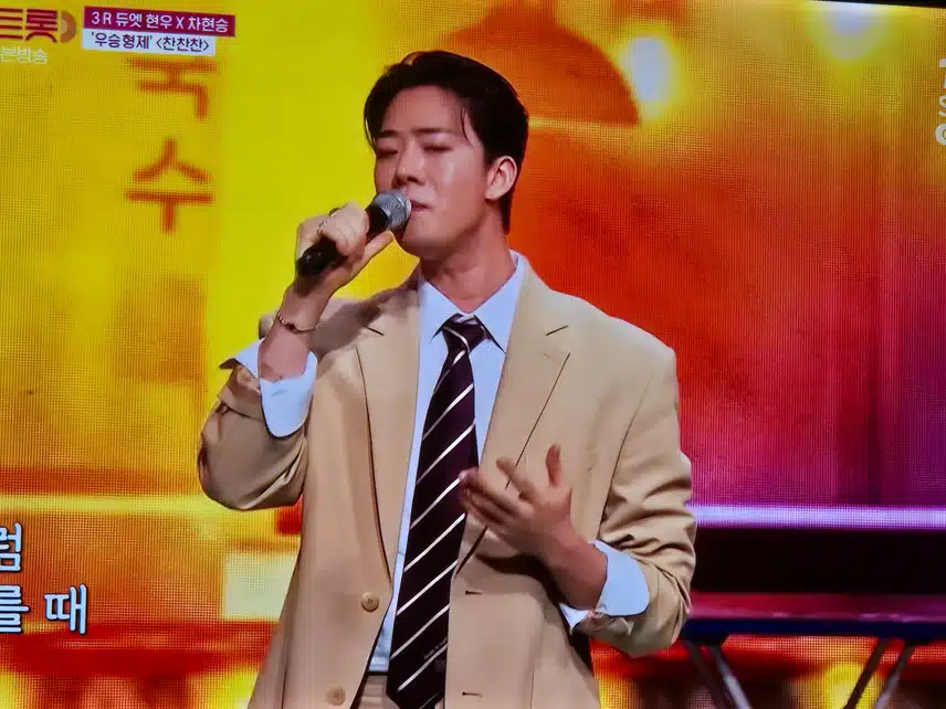한편의 뮤지컬을 보는것 같은 멋진 무대 였어요