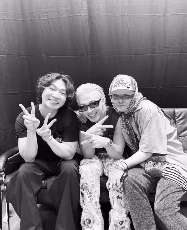 대성 태양 지디님의 귀여운 흑백 사진