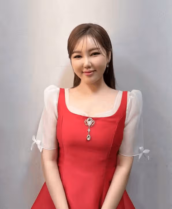 요리도 잘하는군요 매력이 넘치네요 !