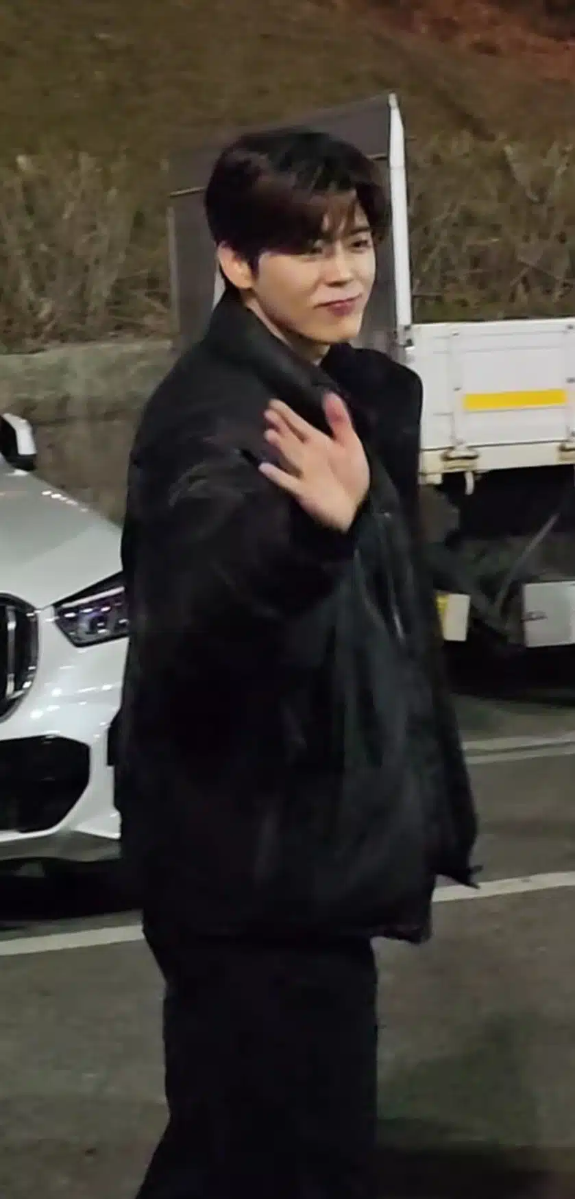 박지현 아티스트 쇼맨쉽 수원콘 2일차 퇴근길