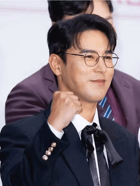 장민호님 산불 피해 복구 위해 1억원 기부