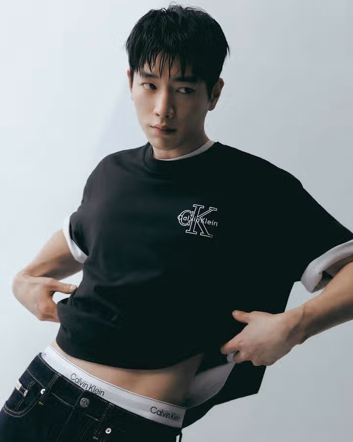 이건 그냥 인간 캘빈클라인임