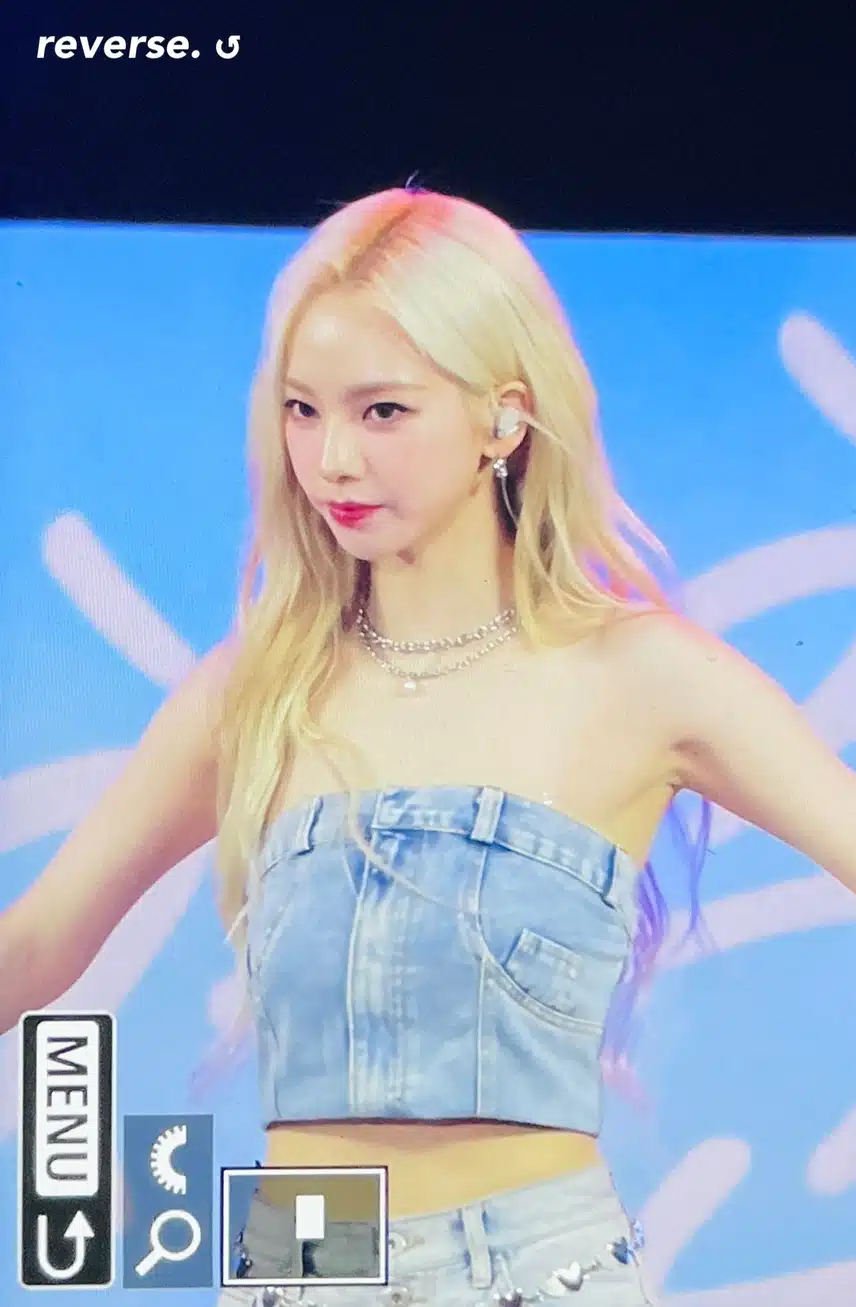연세대 아카라카 축제만 가면 레전드 찍은 카리나 jpg