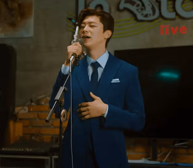 지현님이 신곡으로  멋있게 컴백하셨네요~