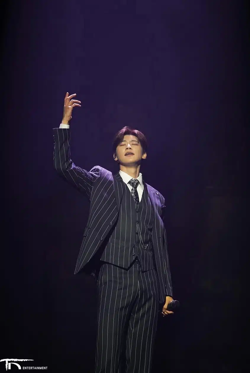 지현님께 투표완료