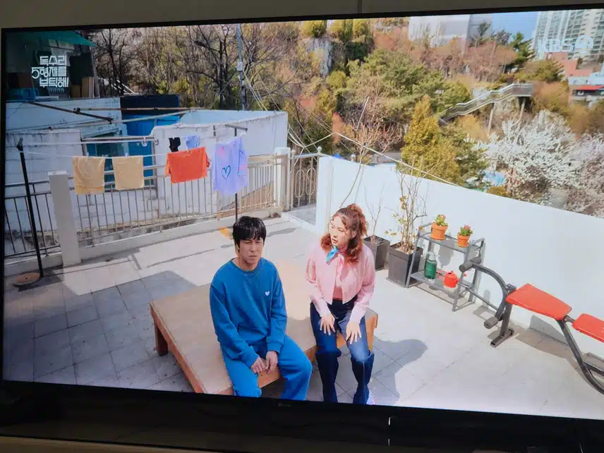 옥분이는 왜 찌질이 선생님을 포기하지 않고 계속 매달릴까요..
