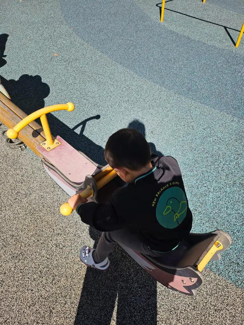잠시 델꼬나온~🎶 놀이터루
