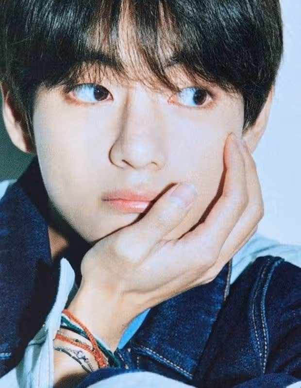 너무나 애기애기한 김태형의 화보♡