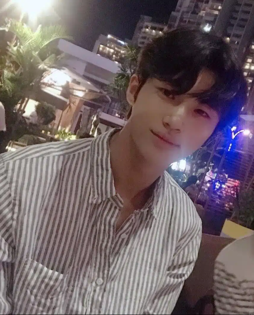 저의 최애 우석님께  투표하고 응원해요