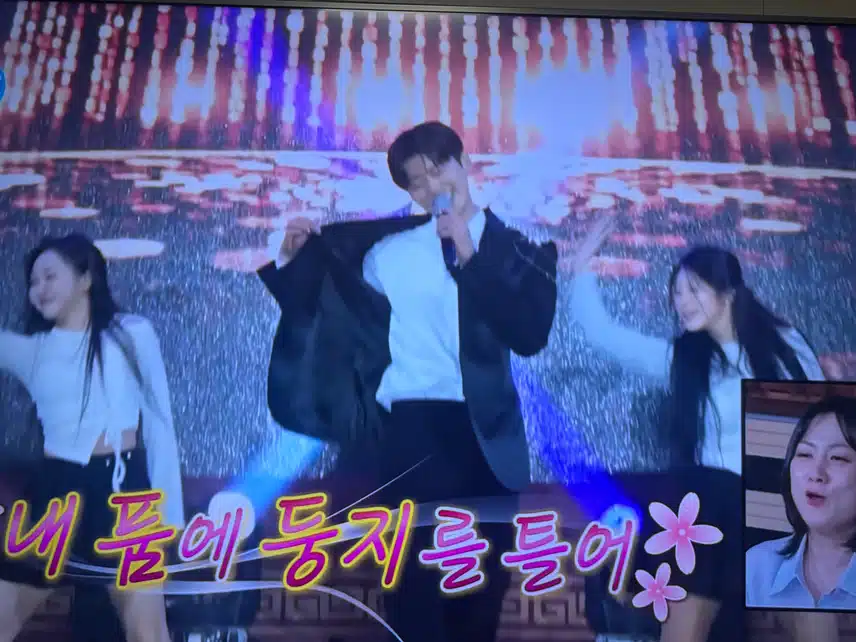 행사 헤드라이너 지현님!!! 빛나요!! 