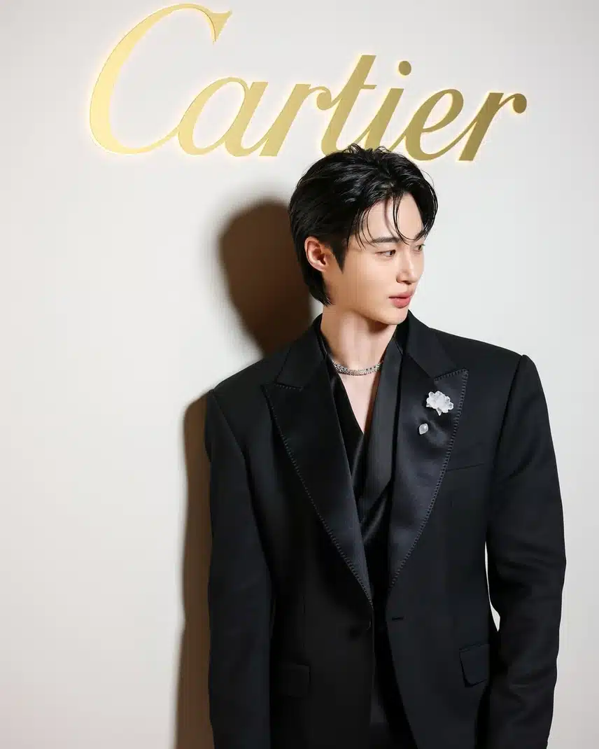 블랙수트 까르띠에 우석🥹