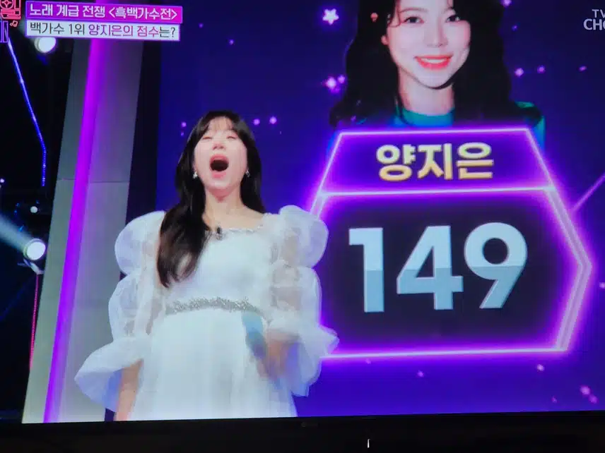 돌아가신 아버지를 그리며 노래합니다