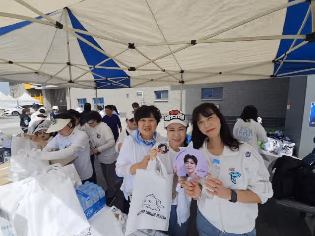 충북도민체전에 지현님 홍보에 나선 팬클럽분들