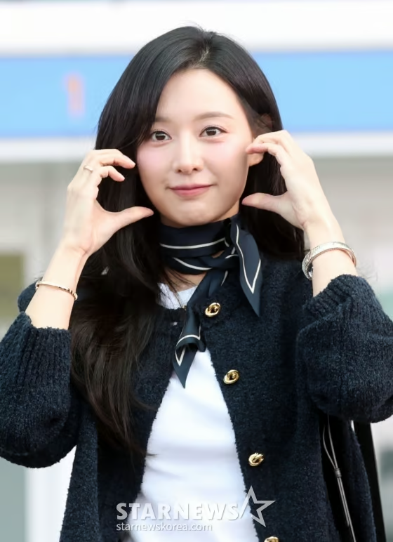 스타랭킹 스타배우 여자 랭킹 부문에서 2위 하셨어요