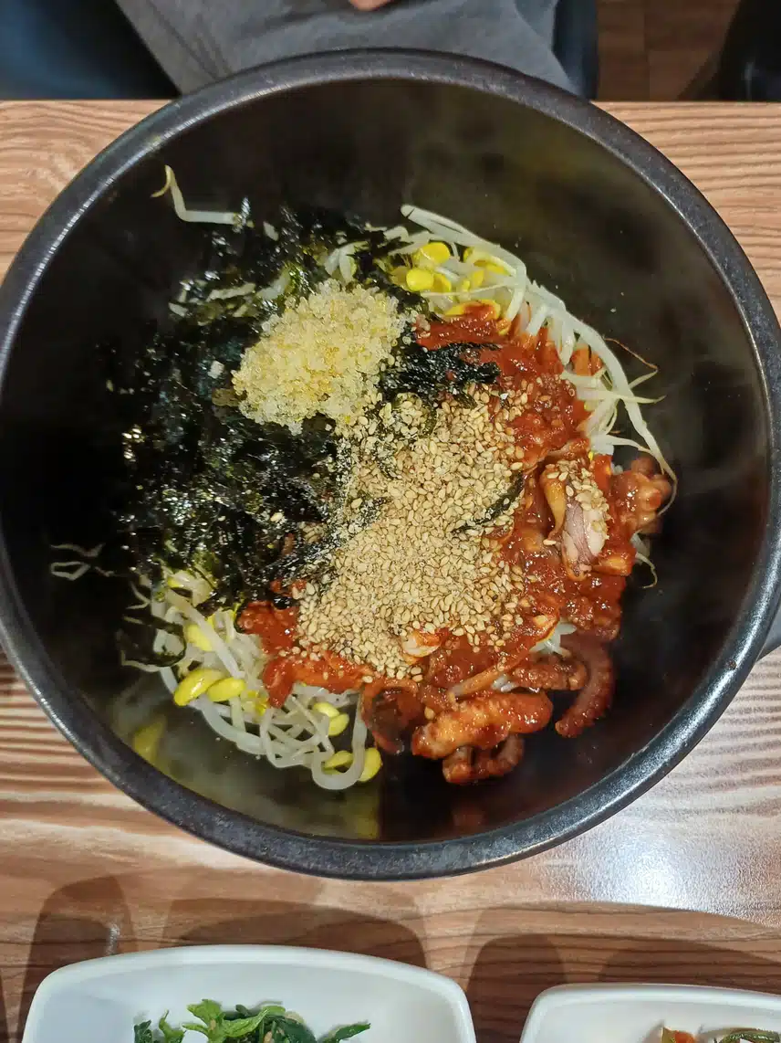 돌솥비빔밥