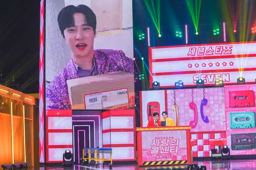 누나 팬 앞에서 깜짝 미니 콘서트 연 추혁진님