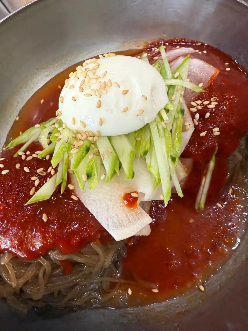 비빔냉면