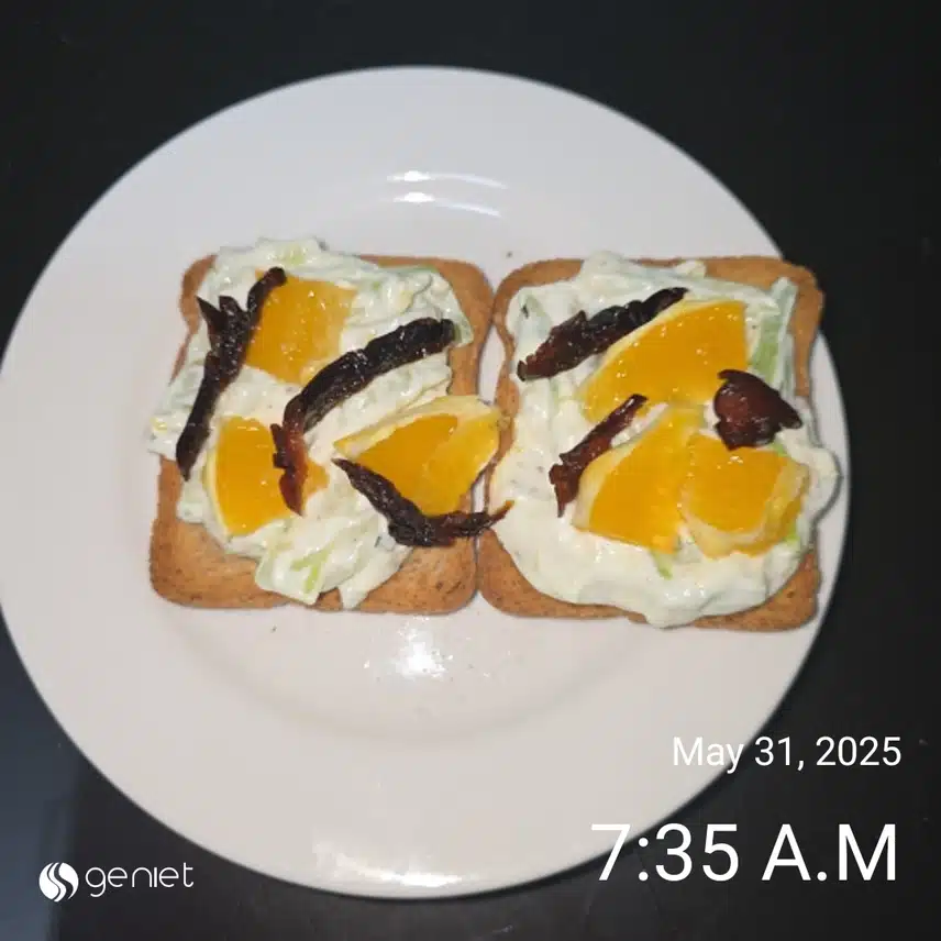 아침은 기본식단(순두부 야채과일샐러드)