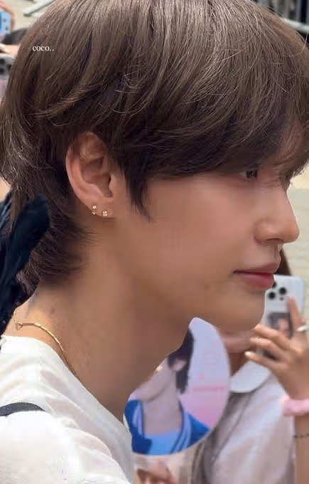Won Bin's honey skin that is not humiliated even when photographed from a very close distance