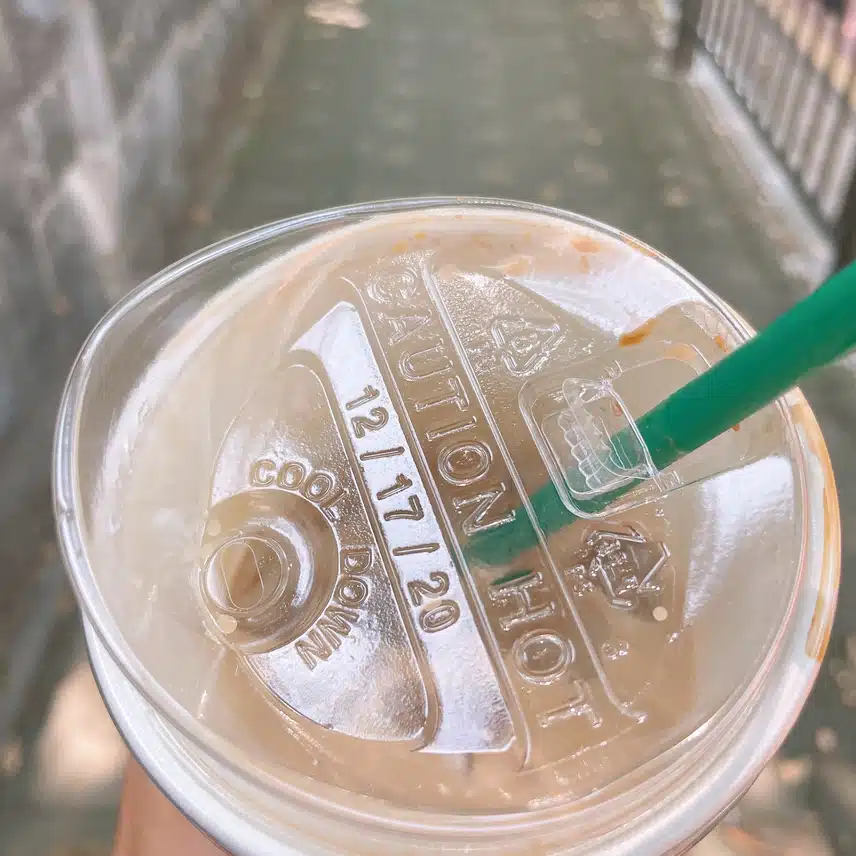 라떼 한잔