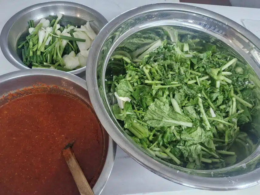 열무김치 끄읕...