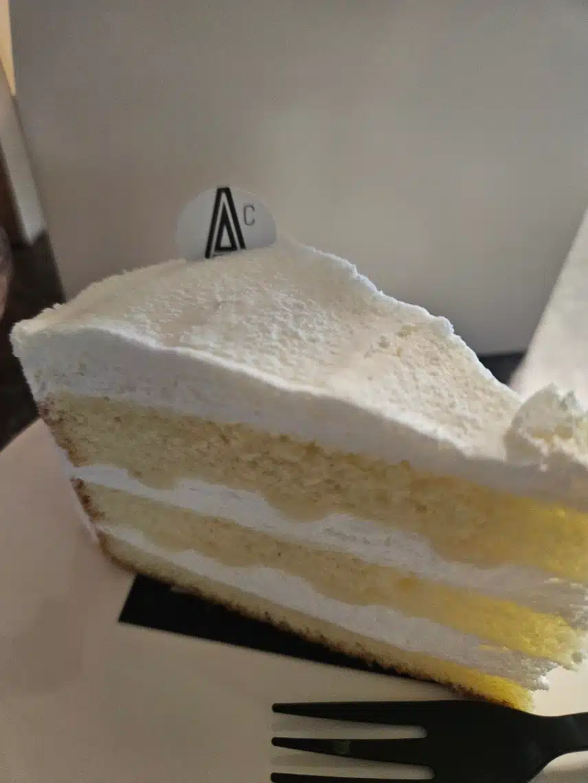 케이크 맛있떠요♡