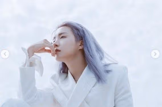 제이홉 진짜 레전드 여신같은 화보네요