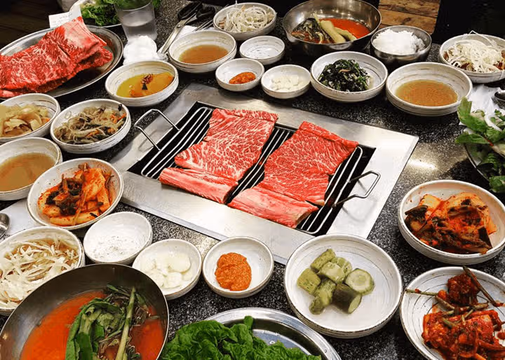 수원에 위치한 본수원갈비는 갈비로 유명한 맛집이에요