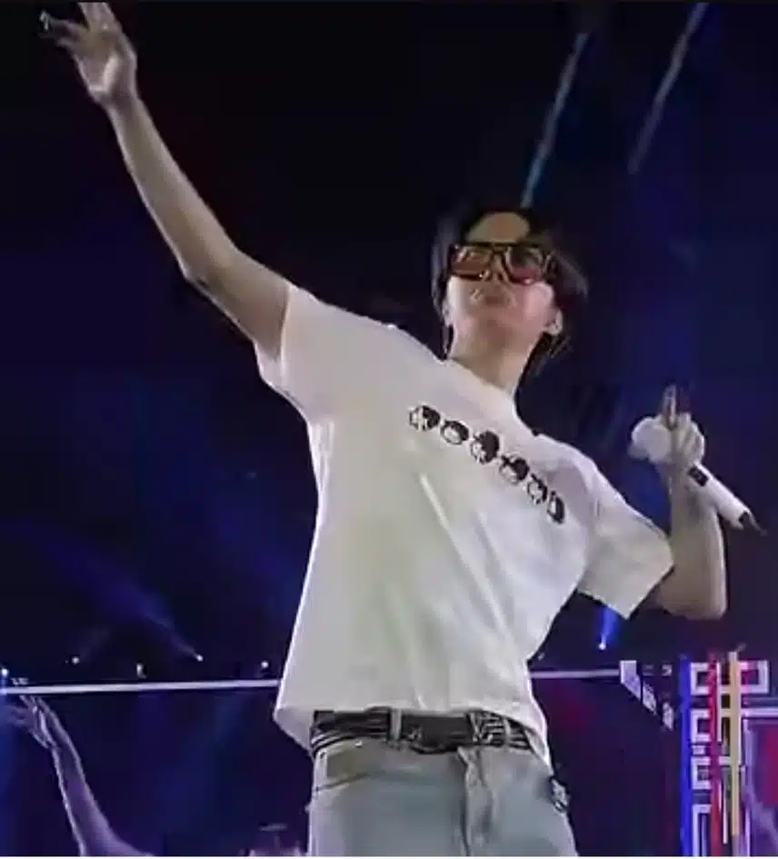제이홉님 오사카 콘서트 무대 숏 영상 올라왔네요