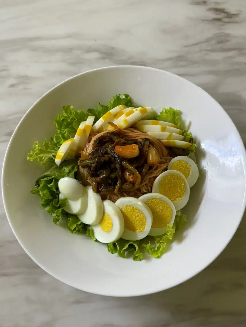열무김치국수