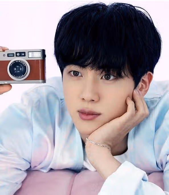 진, 트위터 이슈 장악한 비주얼