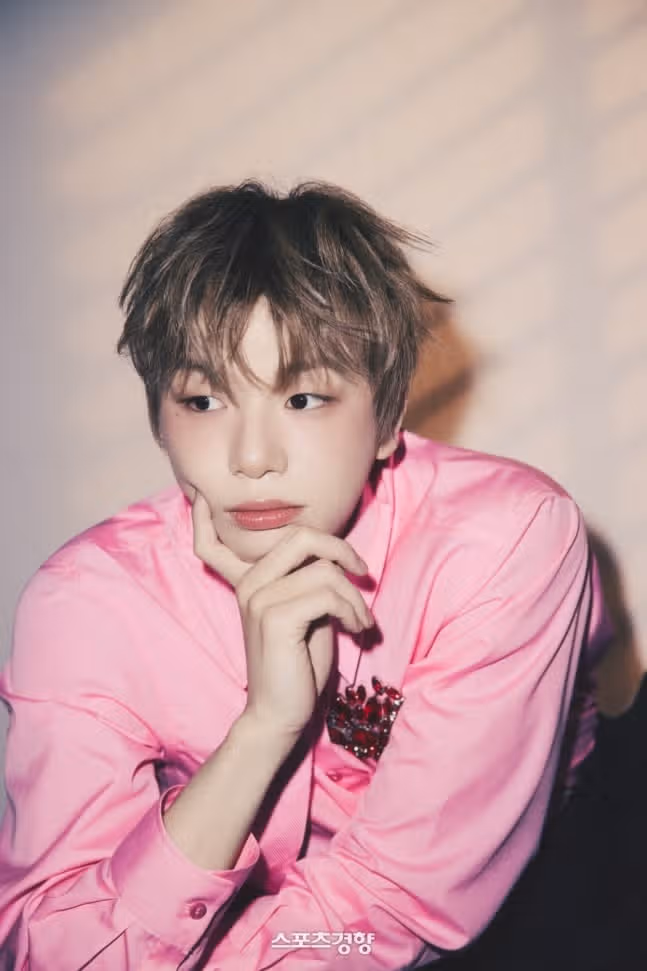 앨범의 러브게임은 강다니엘이 작사작곡 프로듀싱 다 참여했네요